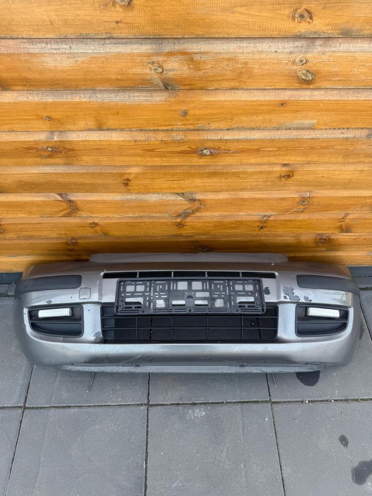 Fiat Panda 2 II zderzak przedni przód 695