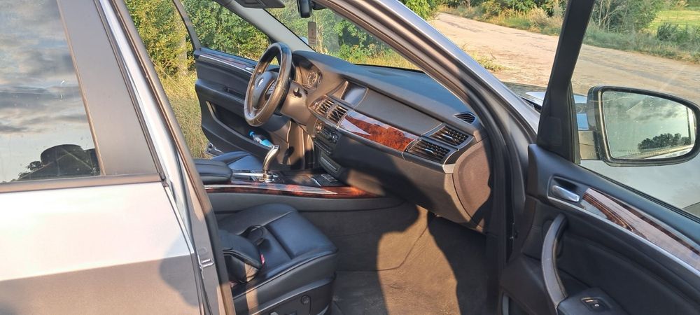 Продам BMW X5 E70