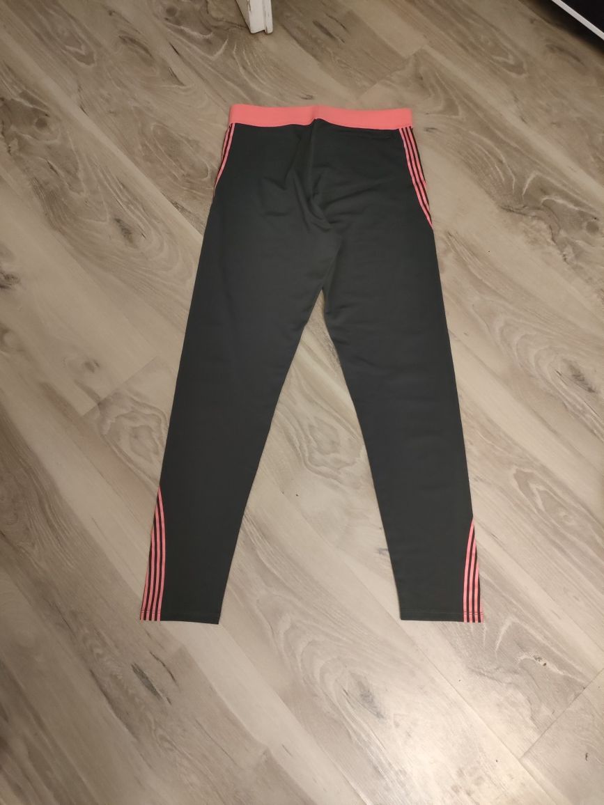 Legginsy sportowe rozm. 40