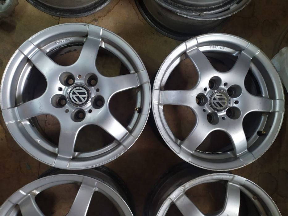 Продам диски на т4. Р15