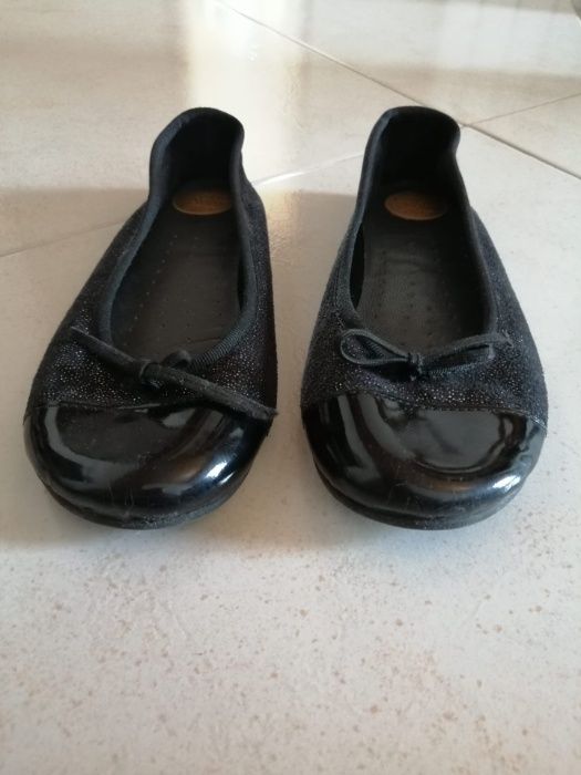 Sabrinas de menina com laço