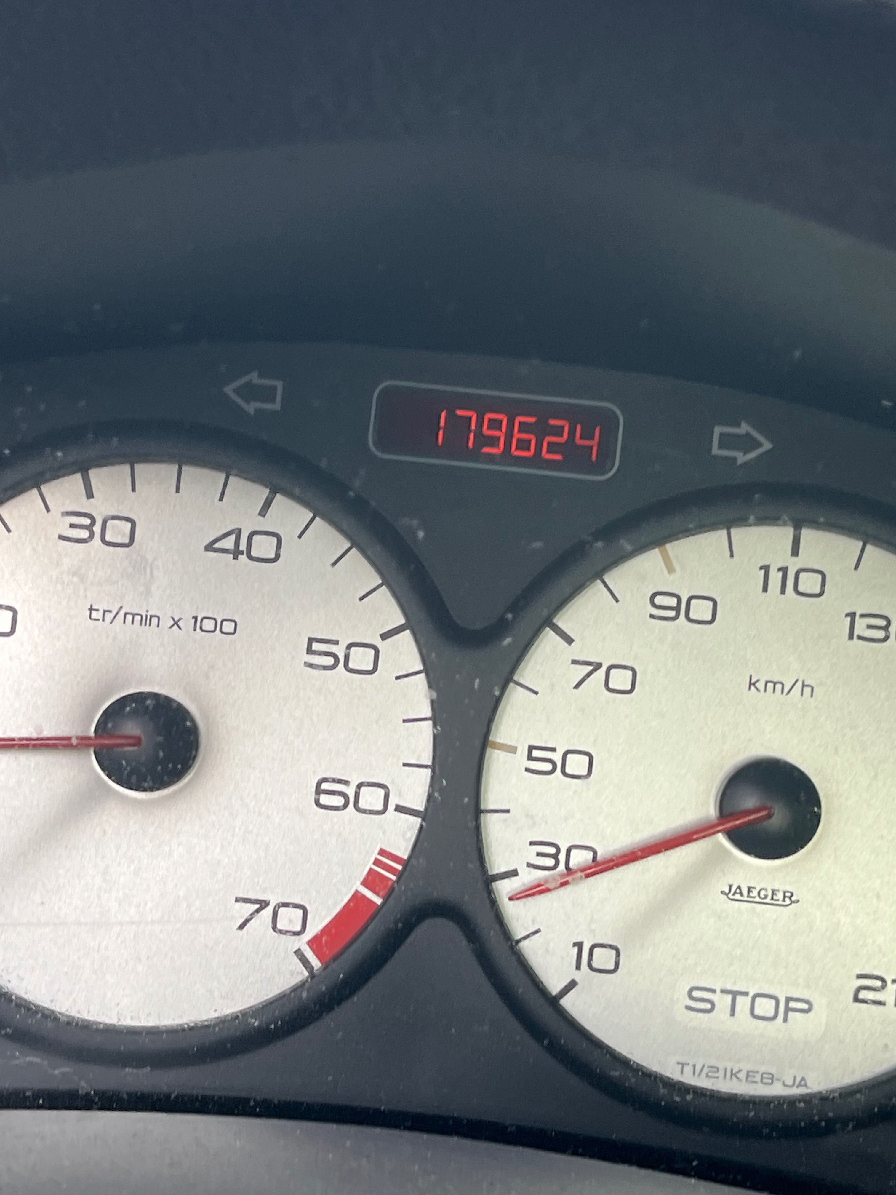 Peugeot ano 2001