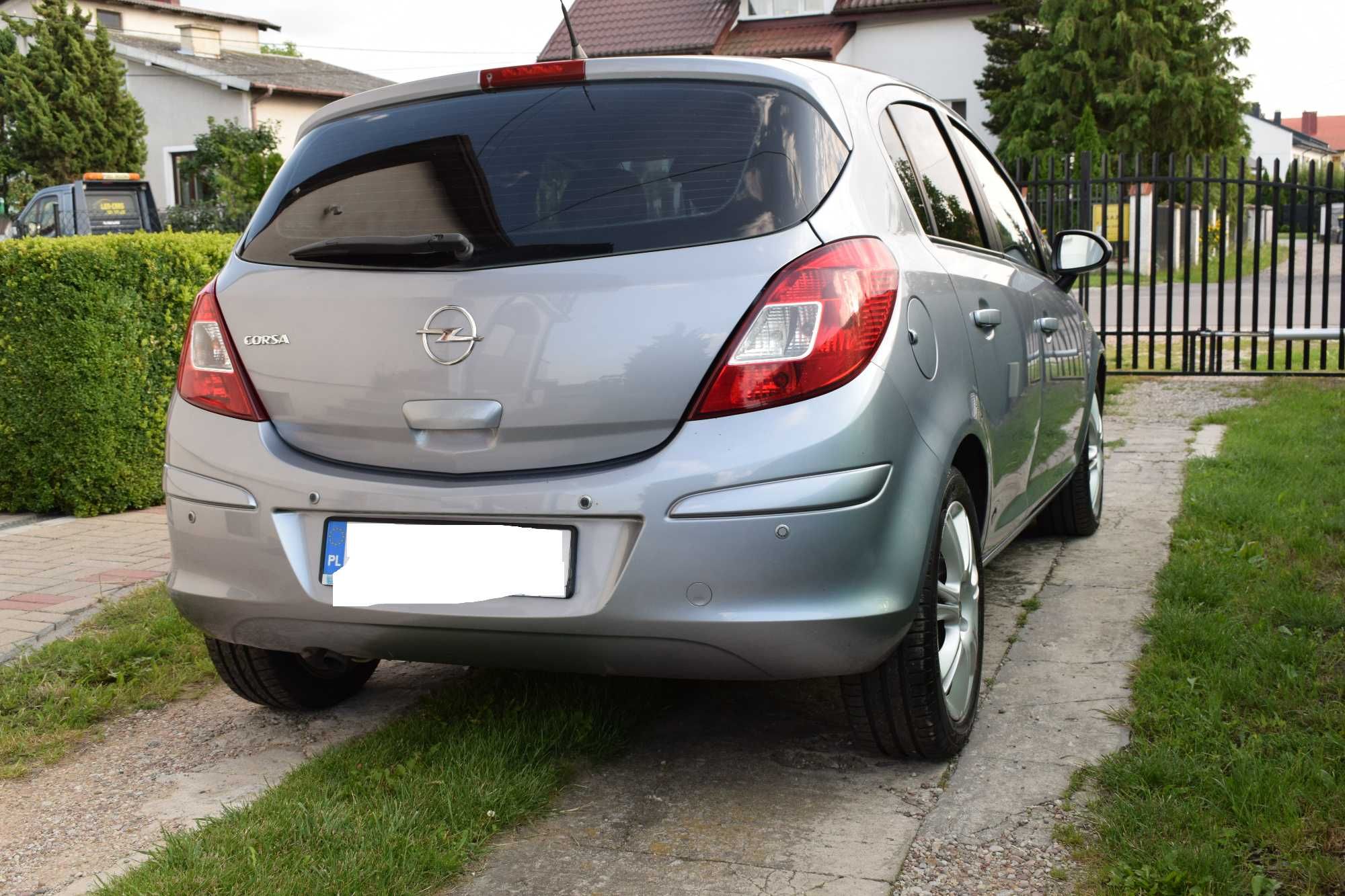 Opel Corsa D 2009r. bogata wersja