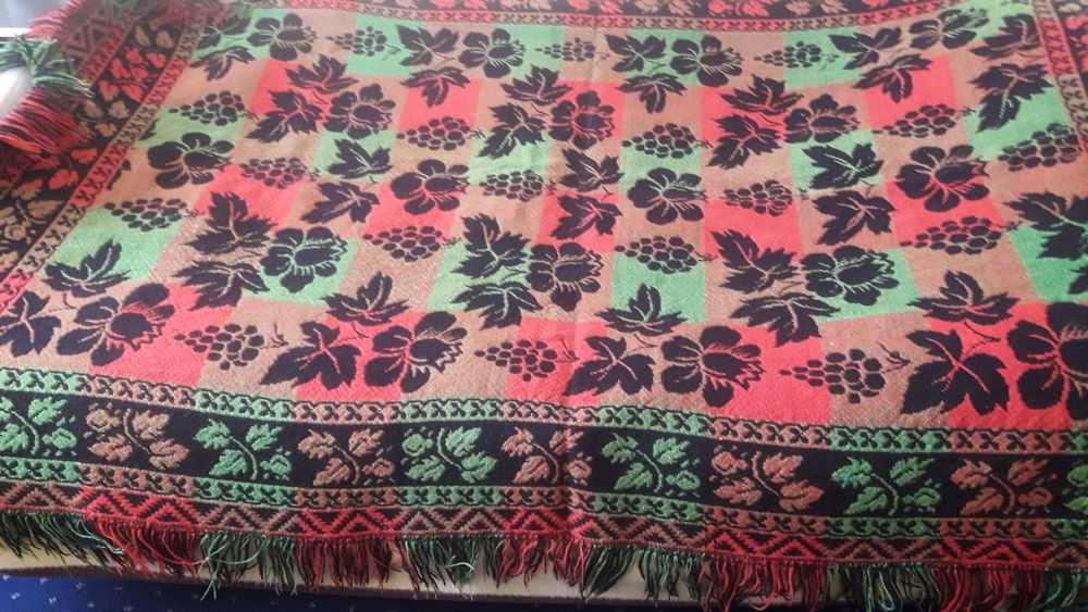 Kapa, narzuta wełniana 205x144 cm.