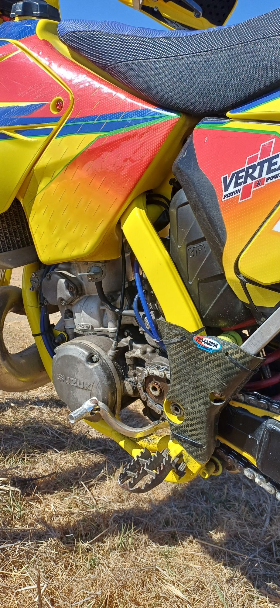 SUZUKI   RM  250