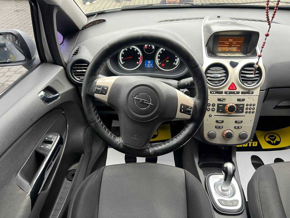 Opel Corsa 2008 року