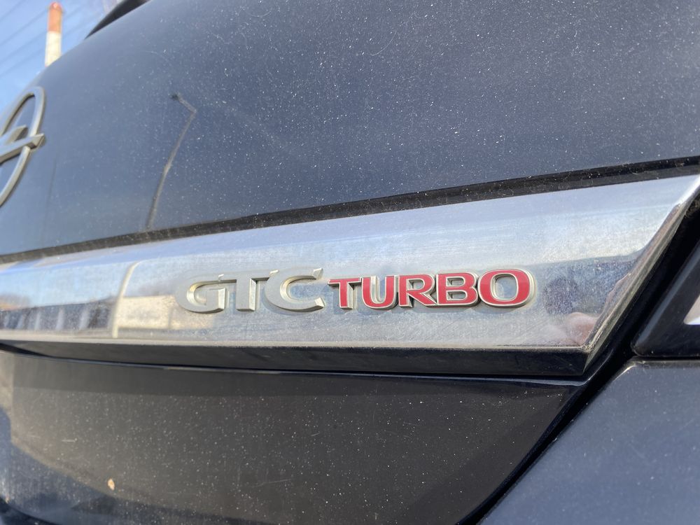 Opel Astra GTC H nie j 2.0 turbo 200koni Nie 1.8 1.6