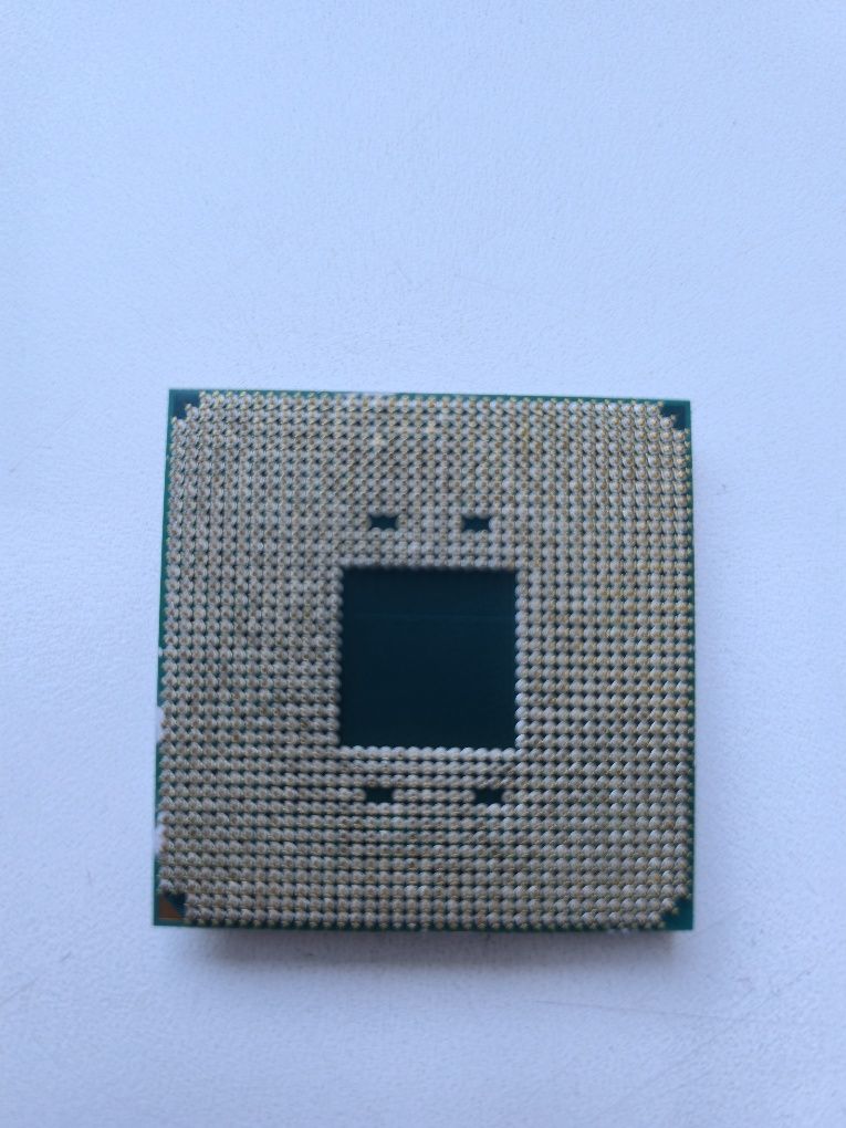 Процессор Ryzen 3 3100