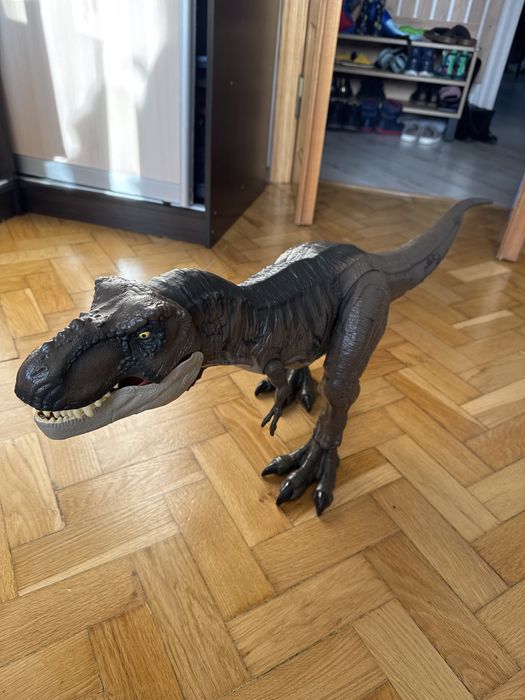 Динозавр Mattel Jurassic World Тиранозавр HBK73