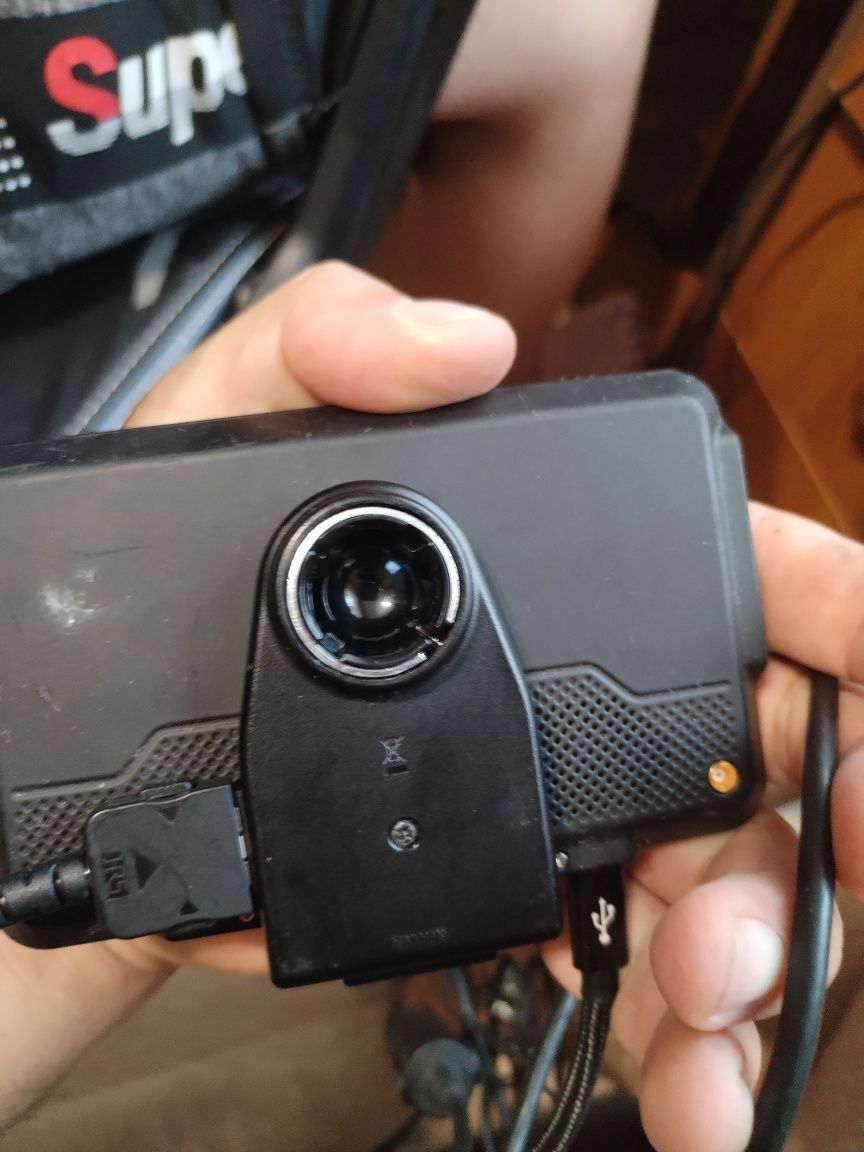 Відеореєстратор garmin i tomton