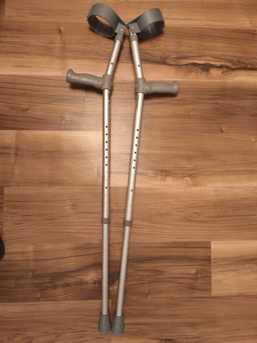 Костилі,милиці локтєві,тростина,паличка