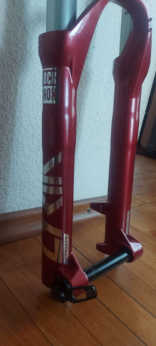 Rock shox lyrik RLR 180мм