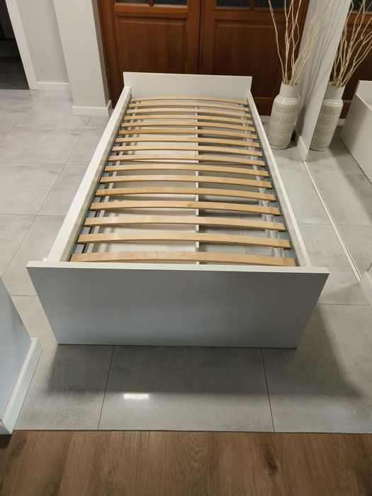 Sprzedam łóżko 207cm x 98cm