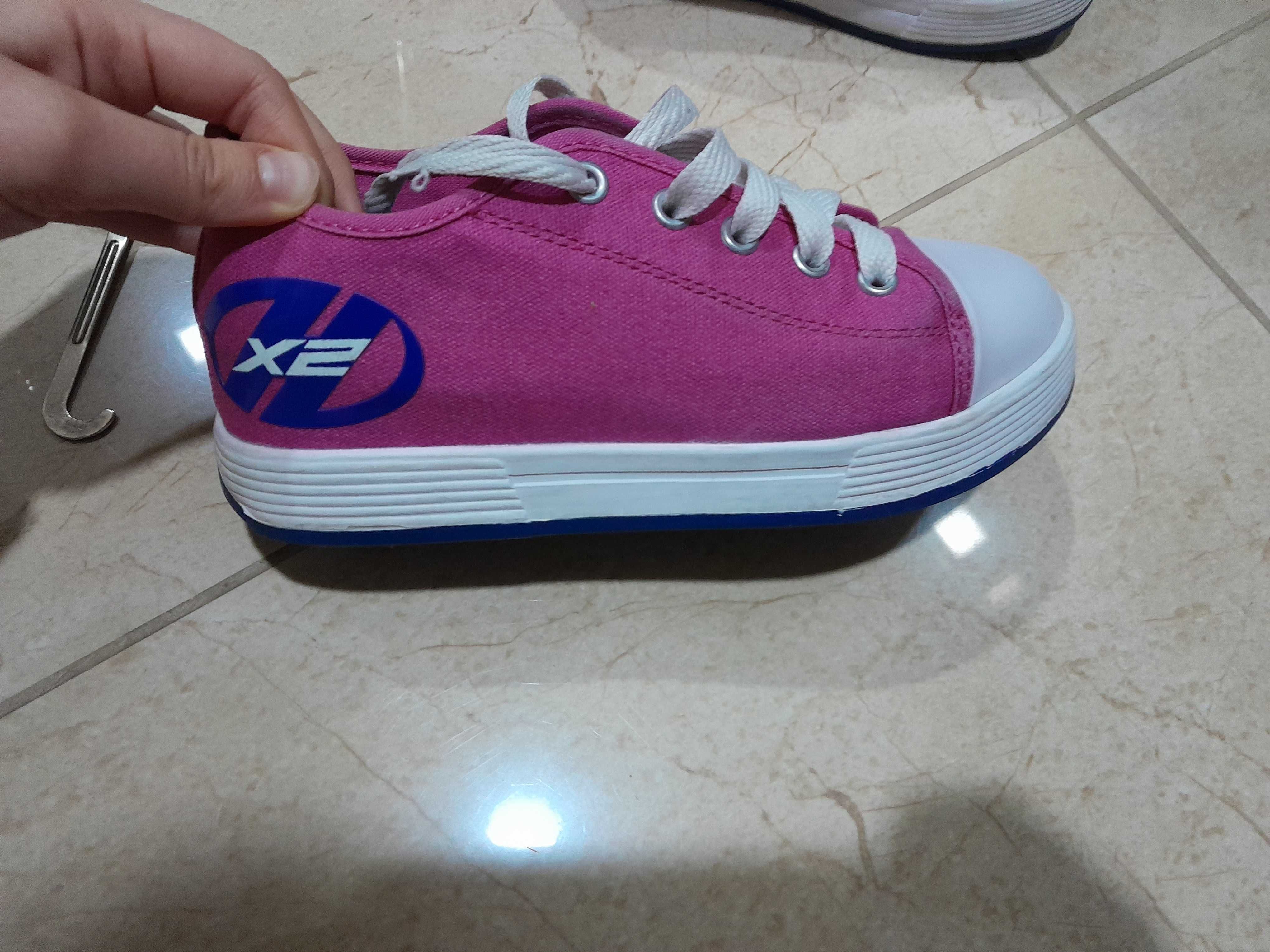 Sapatilhas com rodas- Heelys