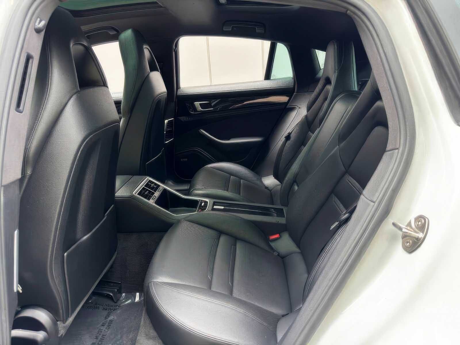 2018 Porsche Panamera 4S