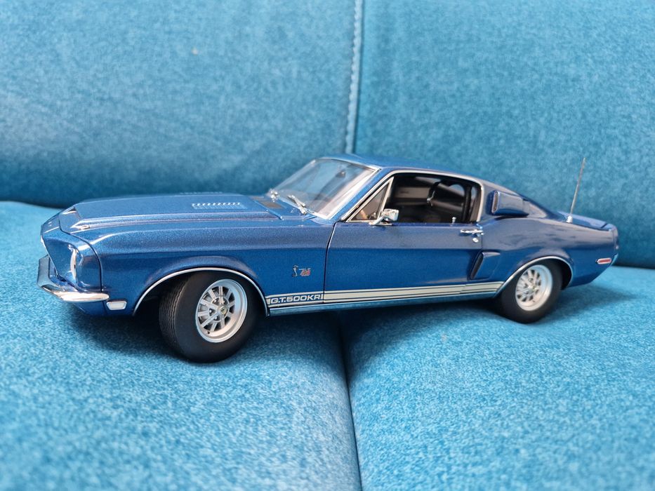 Ford mustang shelby 1:18 gt500kr exact detail 1968