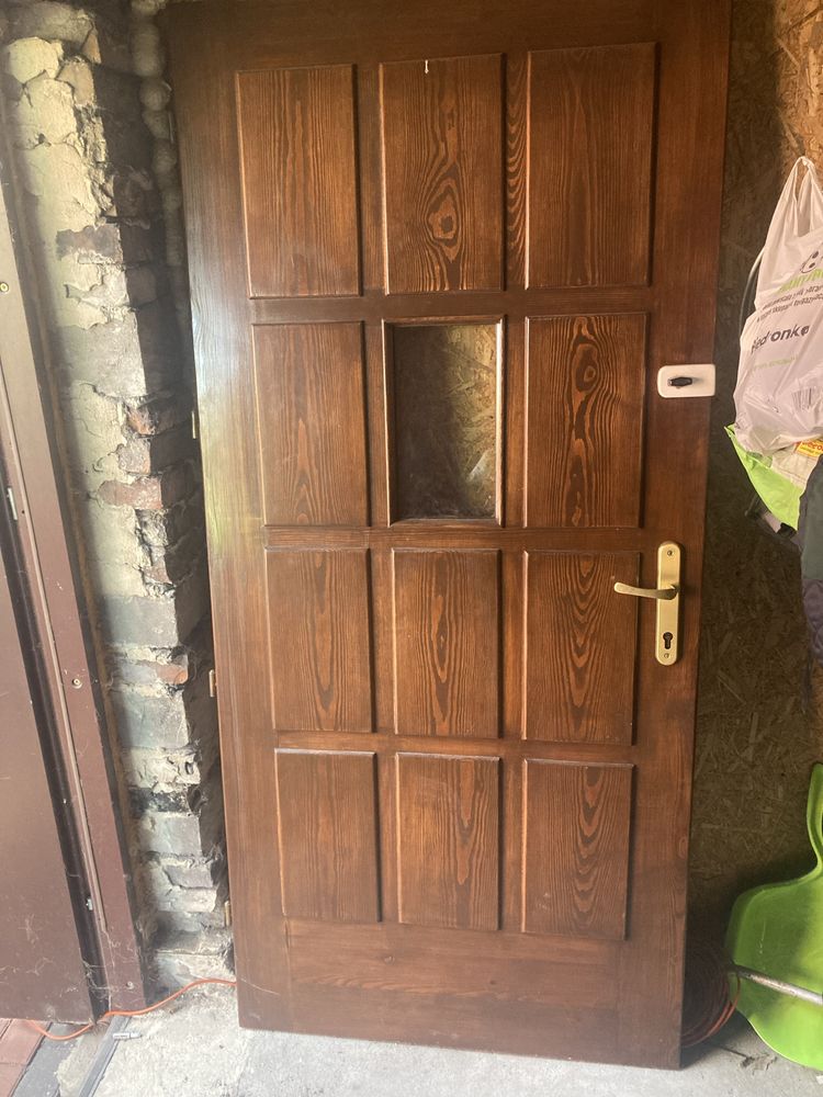 Drzwi wejsciowe 90 drewniane