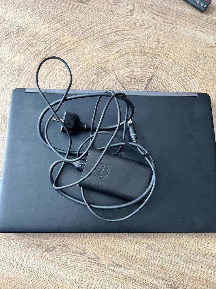 Laptop dell latitude e5570 i5