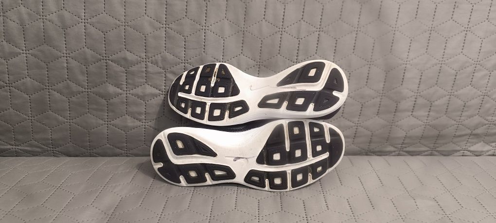 Кросівки Nike Revolution 3, 38,5 см, 24-25 см.