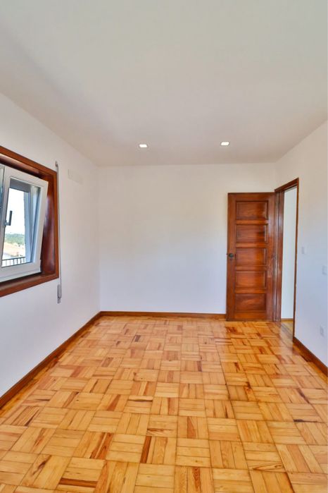 Moradia T4 + 1 para venda com possibilidade de arrendamento a 36 meses