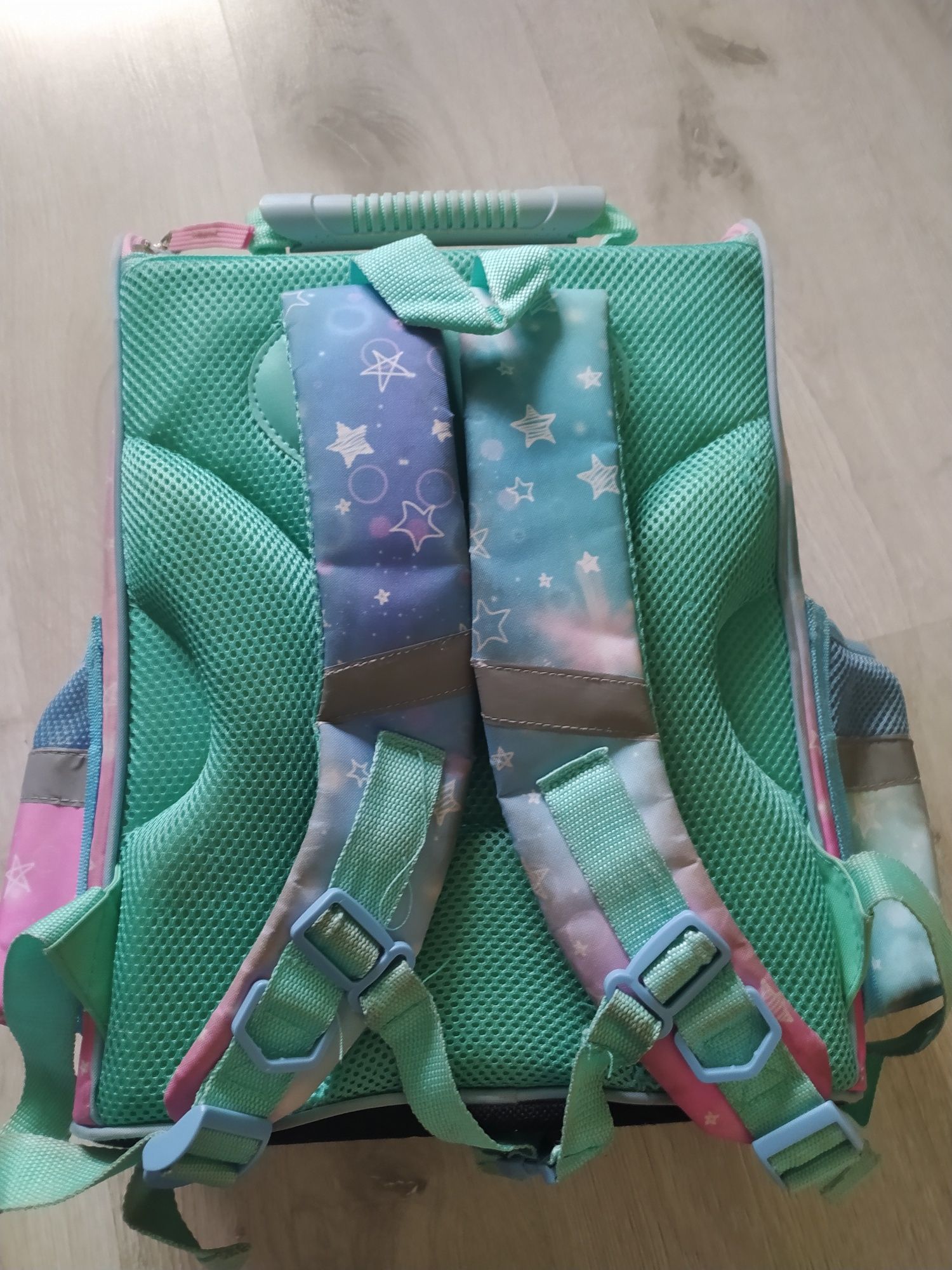 Tornister dla dziewczynki Unicorn LOOZZ klasa 1-3 +piórnik
