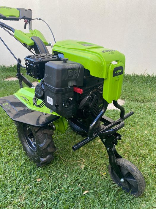 Motoenxada vito tração integral