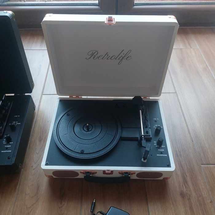 Winylowy Gramofon RETROLIFE R609