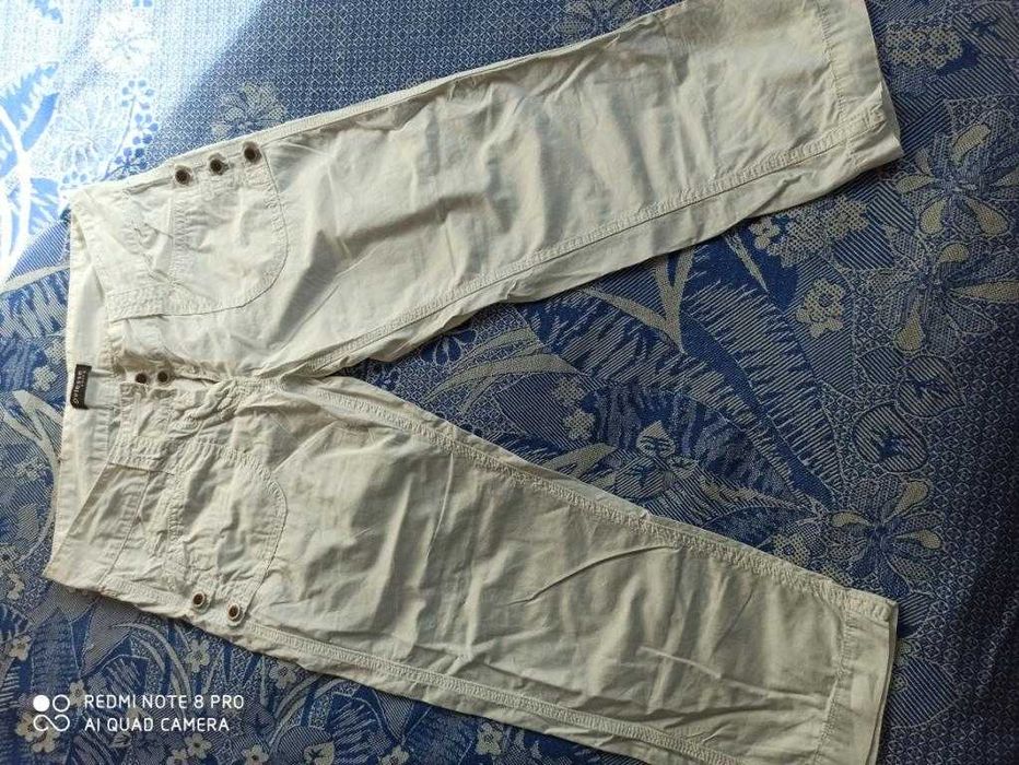 Бриджі         .