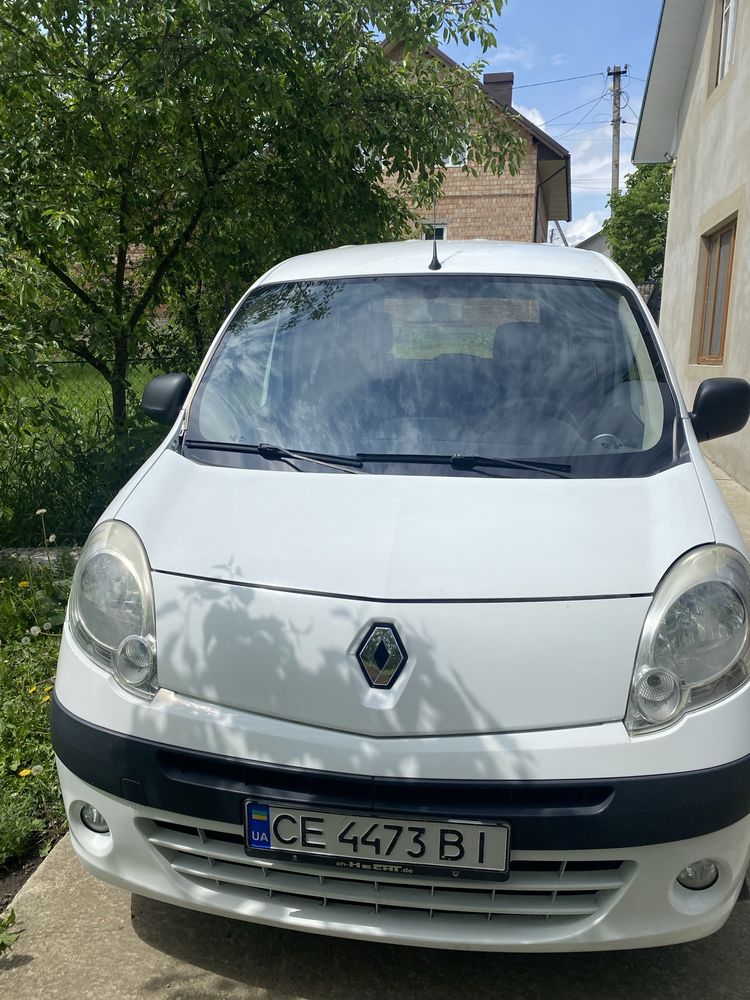 Продам реного кенго 2013 рік пасажир