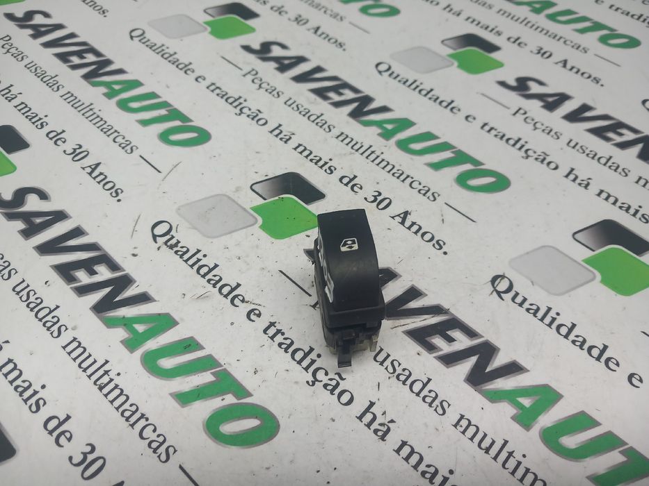 Comando / botão / interruptor vidros trás esquerdo RENAULT Clio II (BB