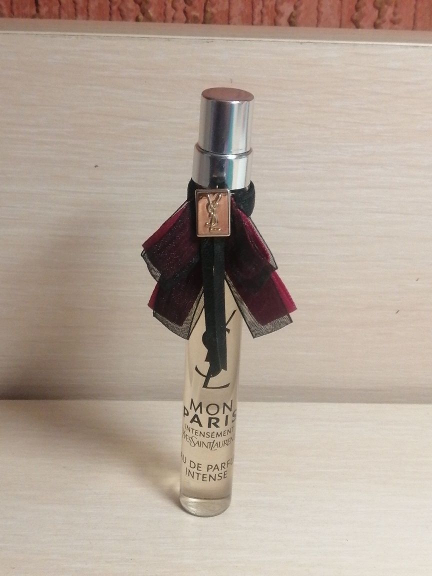 Парфюмированная вода,, YSL Mon Paris intense,,Cacharel Scarlet,,