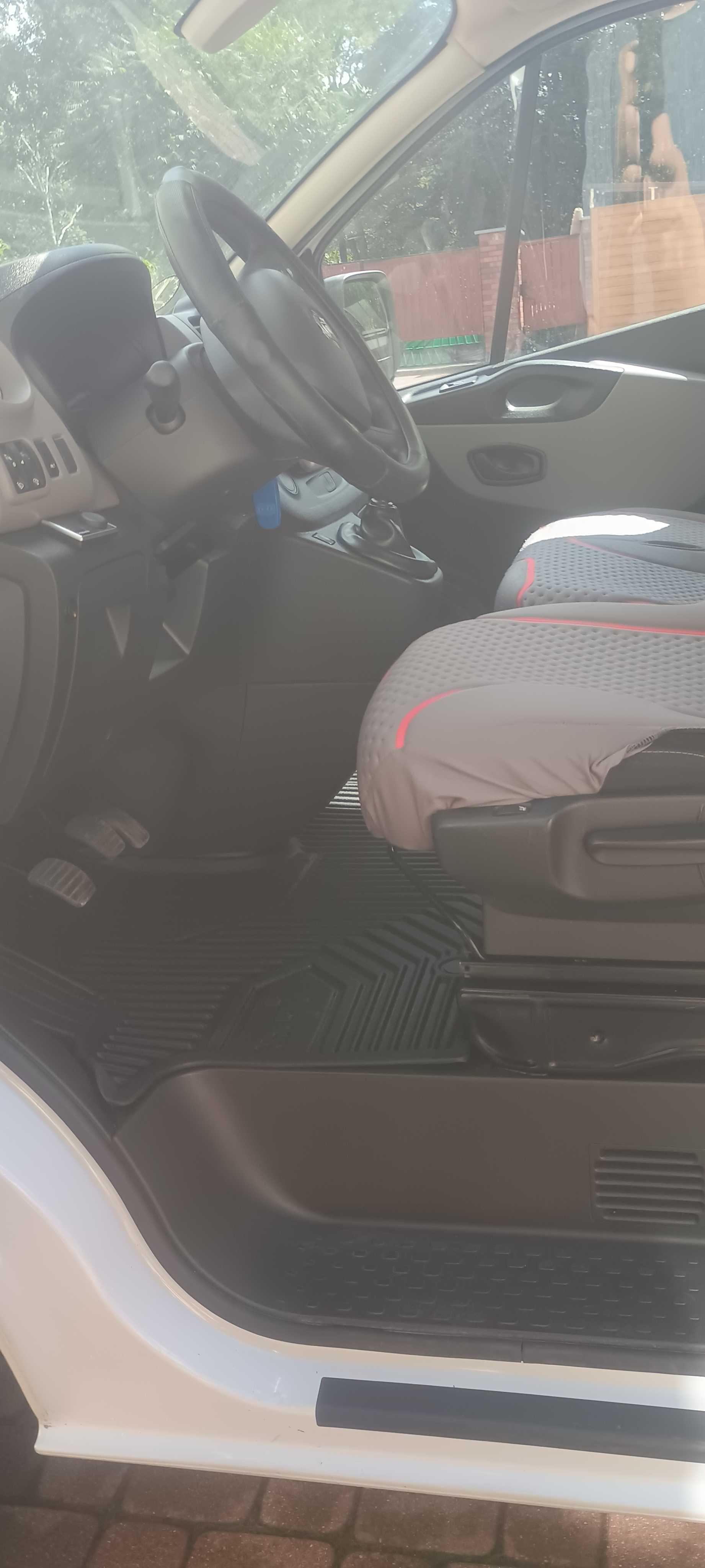 Renault Trafic 125 km 2019r