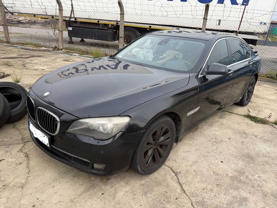 BMW 730D F01 ,uszkodzona ,jezdzi , full
