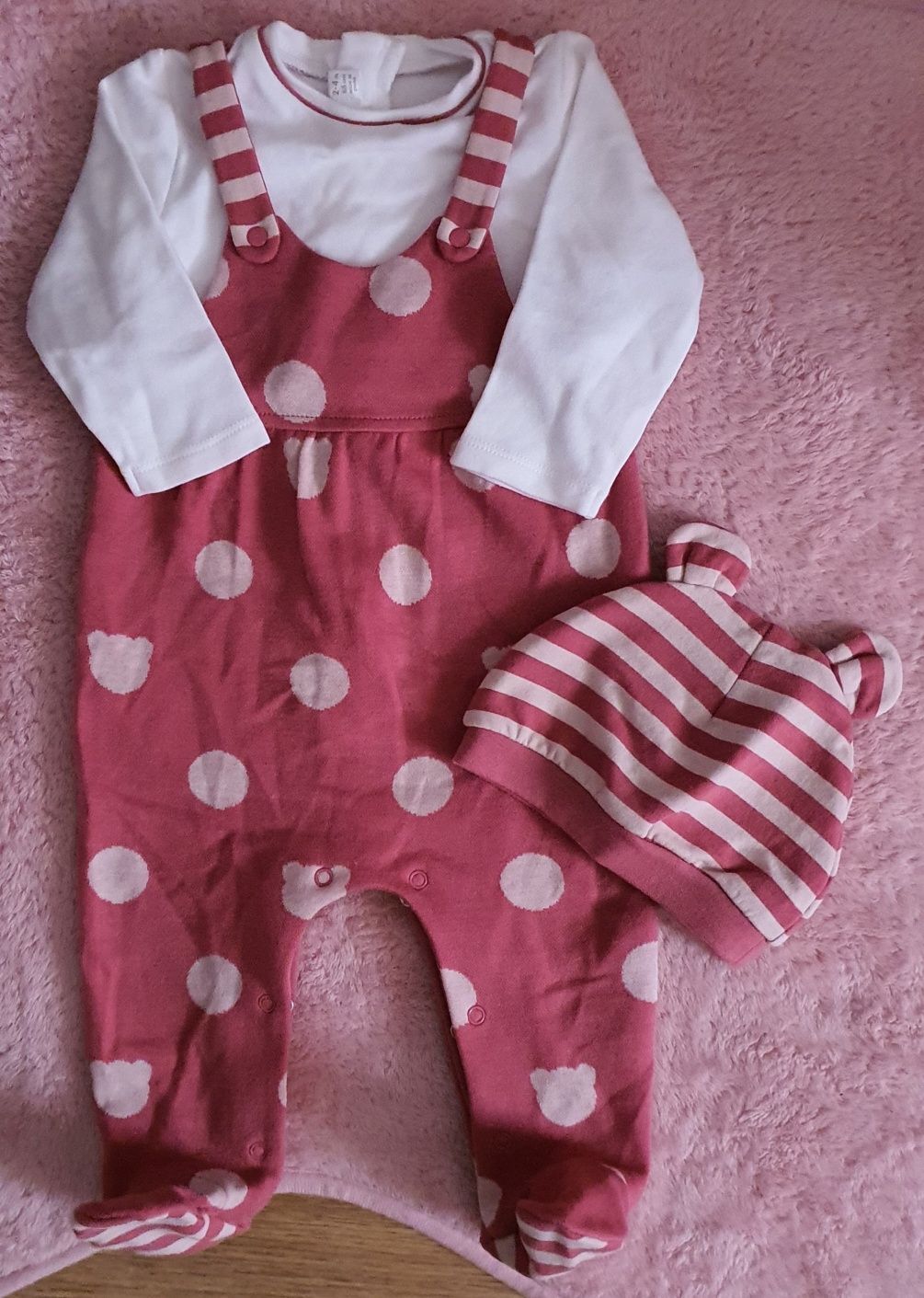 Conjunto Babygrow e gorro Mayoral