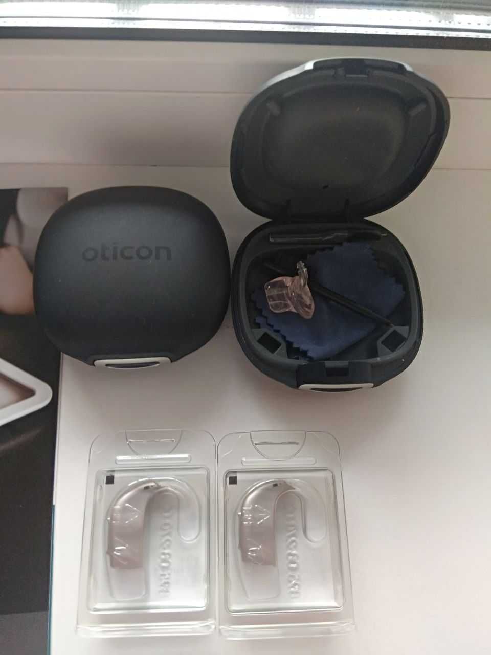 Слуховые аппараты 2 штуки Oticon Geno 2 BTE  Слухові апарати