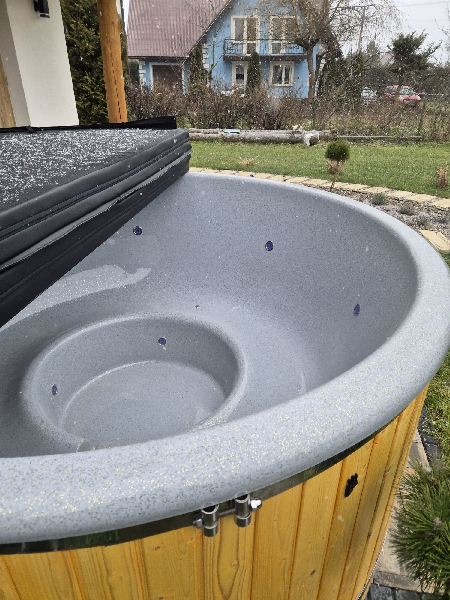 Jacuzzi balia ogrodowa ruska beczka