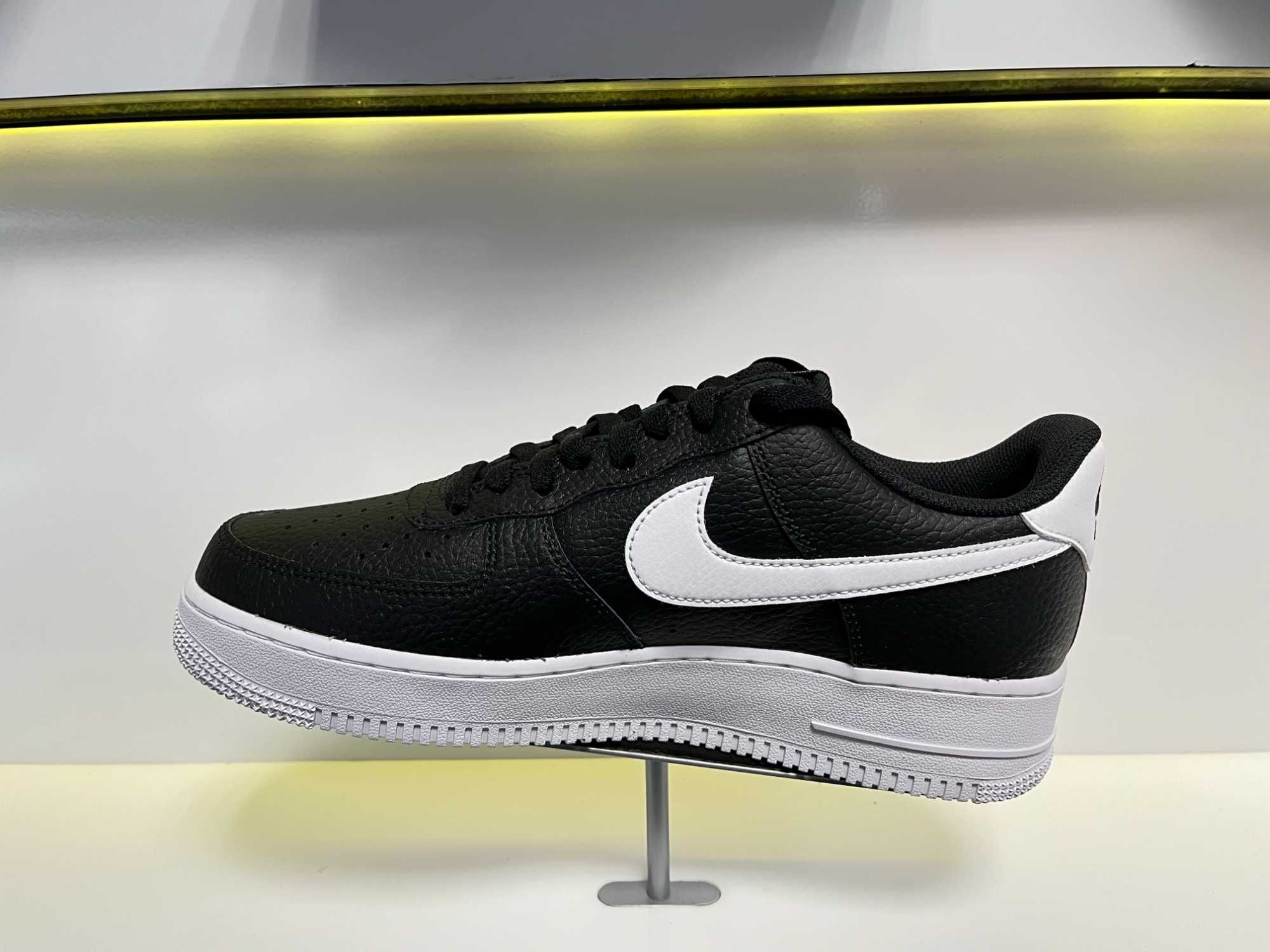 Кроссовки Nike Air Force 1 07 (CT2302-002) (CT2302-100) оригинал