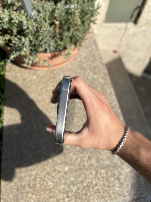 Iphone 15 pro 256gb Como Novo