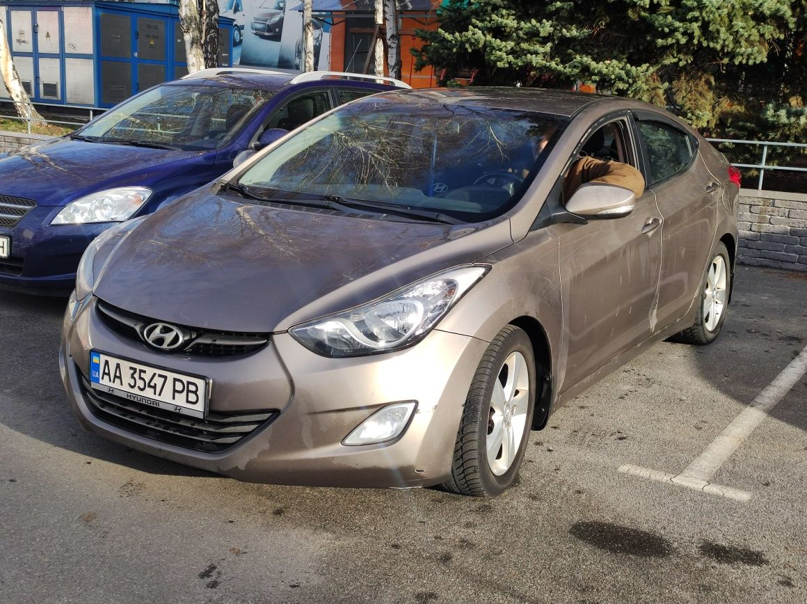 15000 грн/м Hyundai Elantra автомат