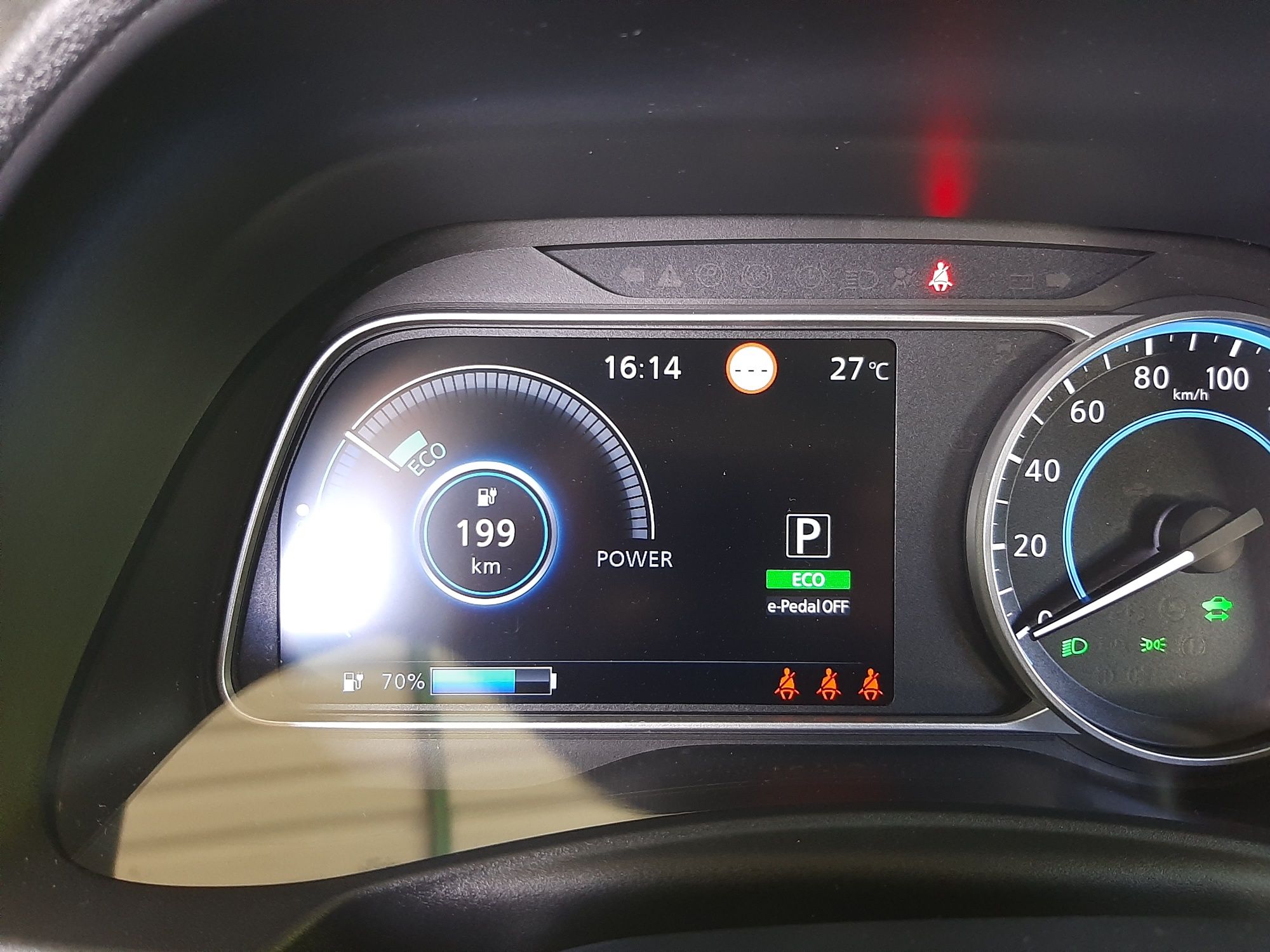 Nissan leaf 40kw. 2021