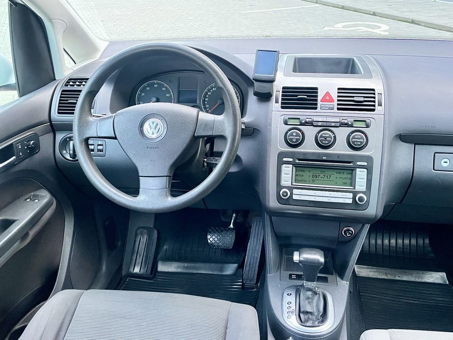 Volkswagen Touran 1.4tsi АКПП
