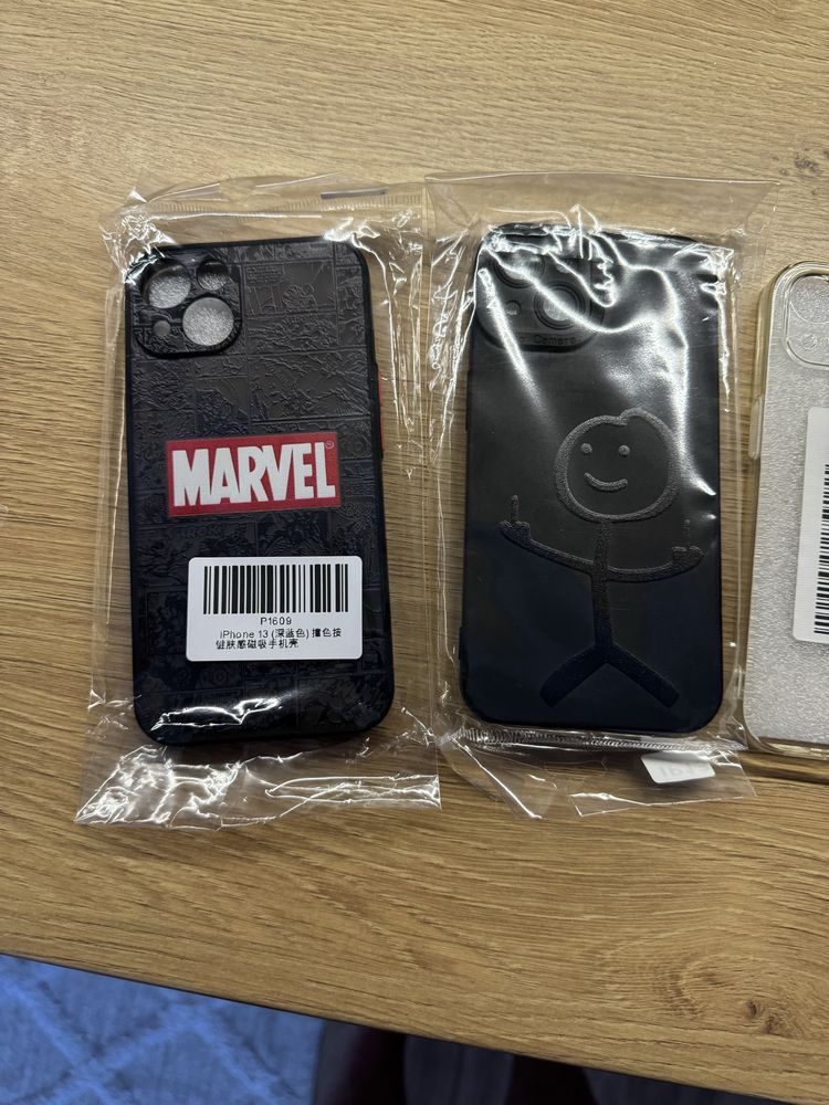 Etui iphon 13  stan bdb , nowe.