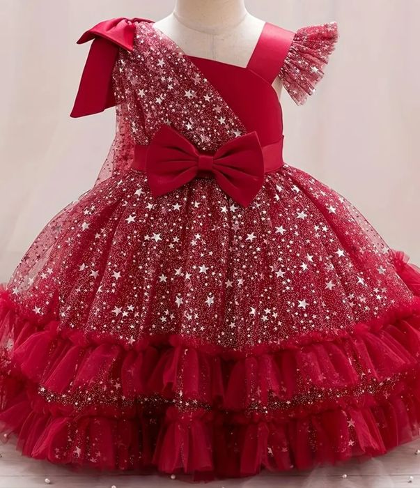 Чарівна сукня для дівчинки