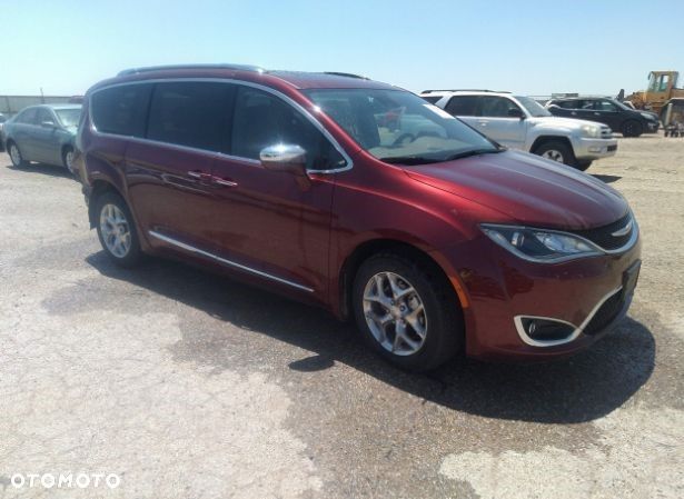 Chrysler Pacifica 2017 Chrysler Pacifica Limited / Automat /