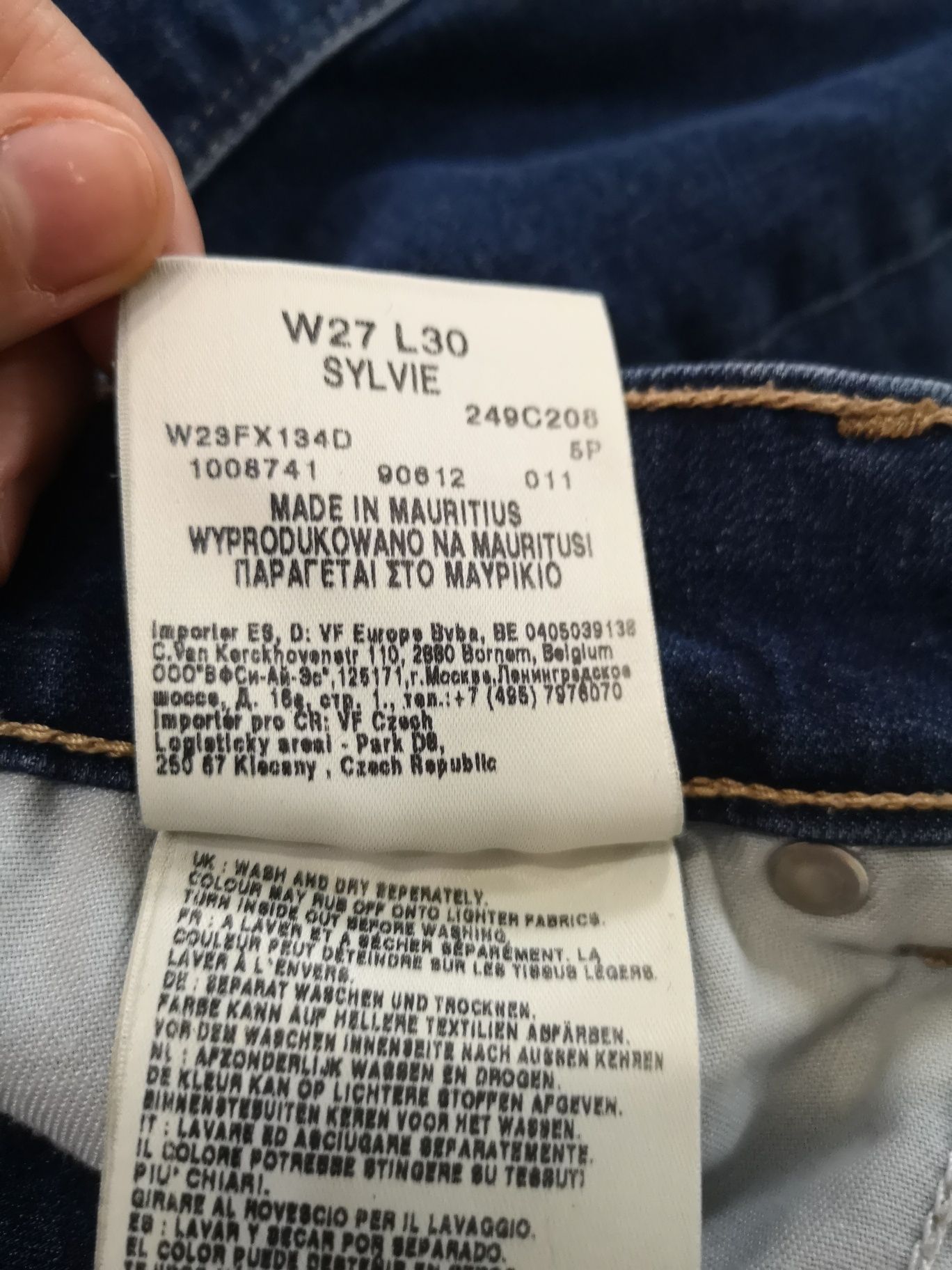 Spodenki Wrangler W27 L30 jeans granatowy