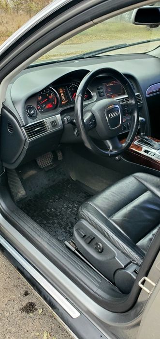 Продам ауді а6с6 в нормальному стані . АКПП Quattro 3.0 BBj  газ бенз