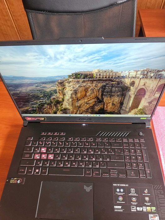Ідеал ASUS TUF Gaming A17 FA707NV RTX4060 8gb, 7735HS/32Gb/1.5tb/144Hz