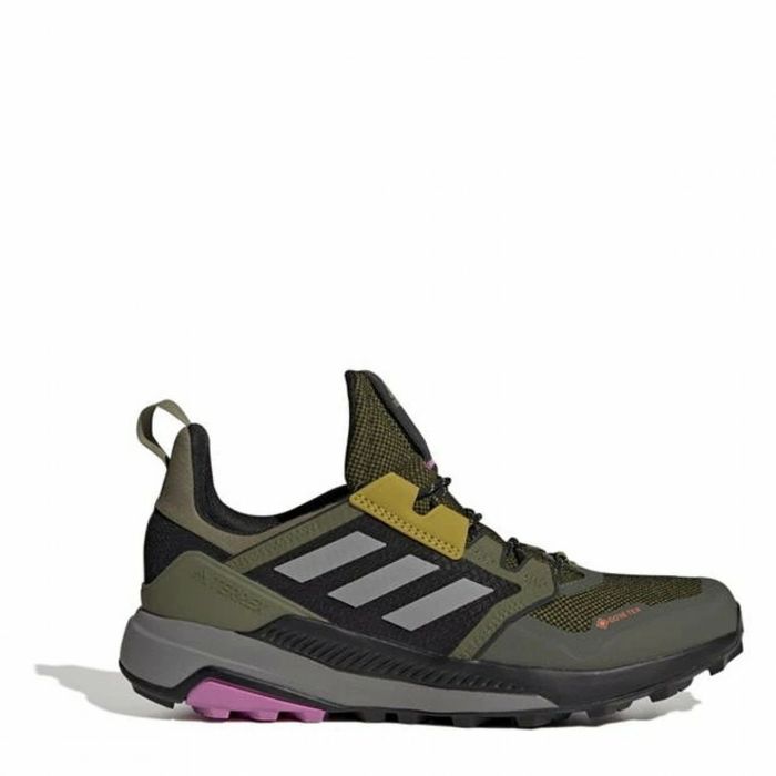 Adidas terrex Gore Tex.