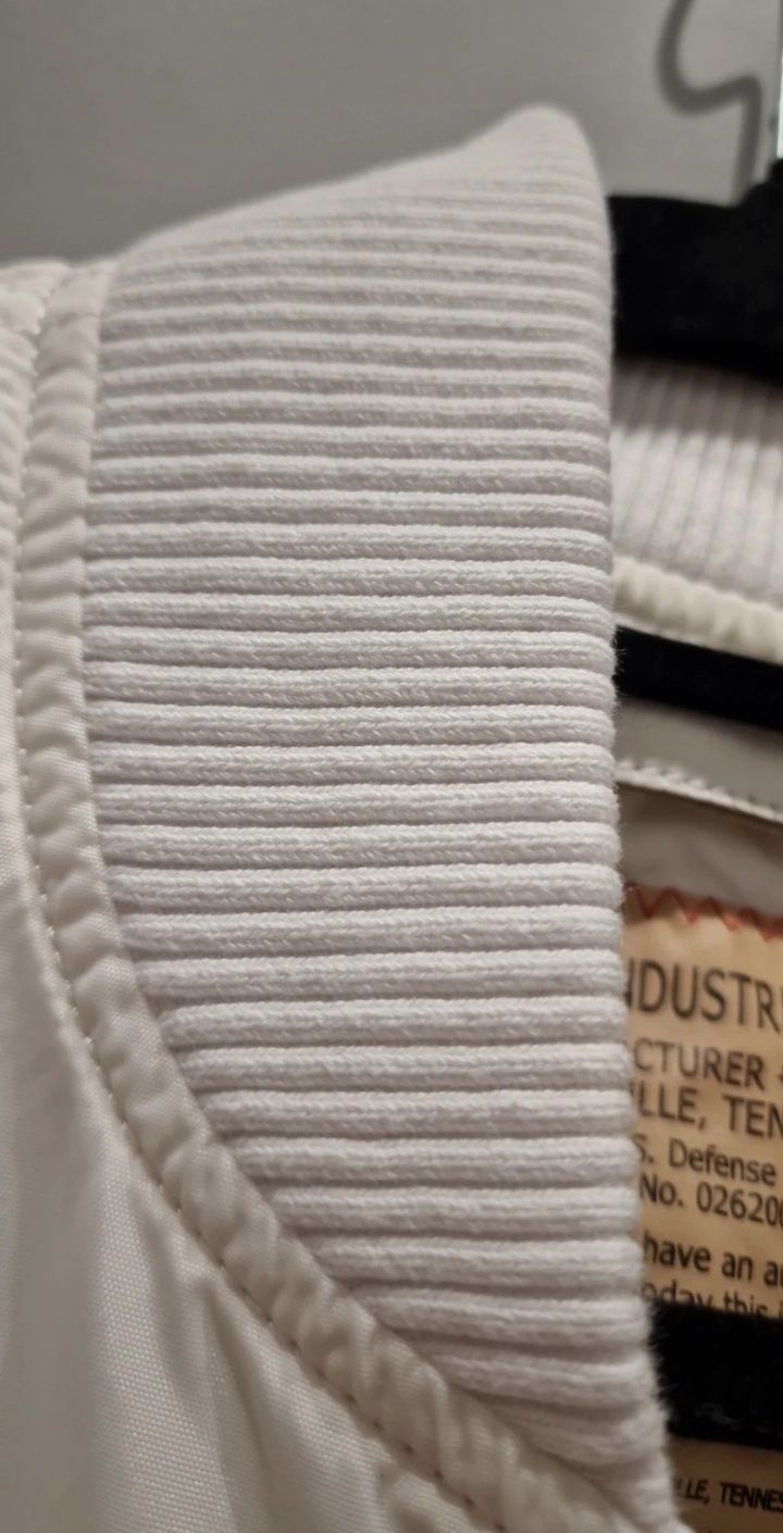 Alpha Industries MA-1 TT White kurtka lotnicza bomberka nowa
