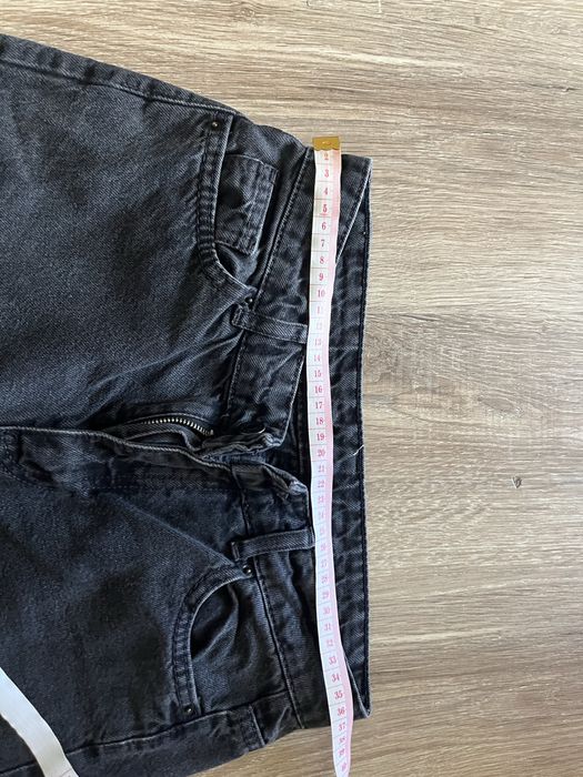 Джинси мом в розмірі s